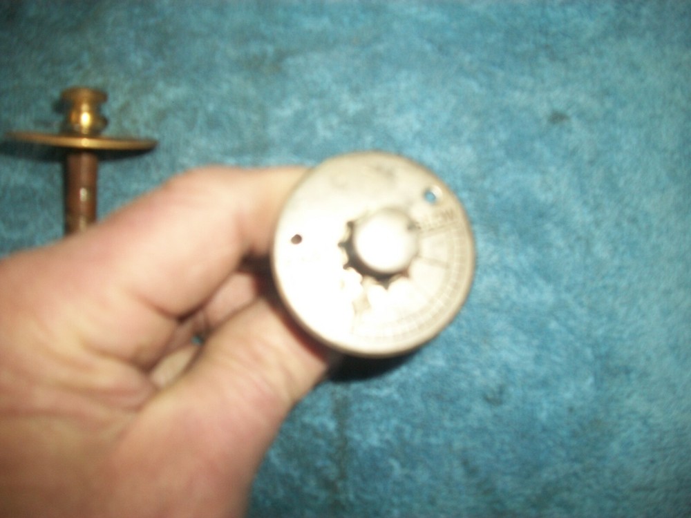 PHONOGRAPH SPEED DIAL CONTROLS LOT #6