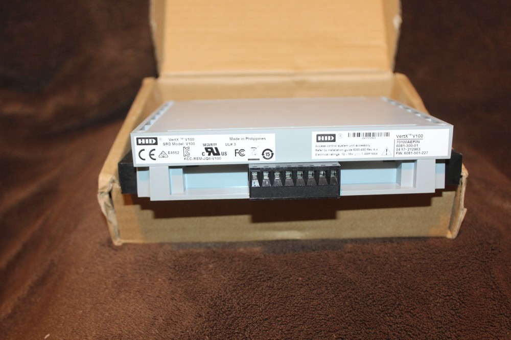 New open box Vertx V100 HID Door/Reader Interface 70100AEPON