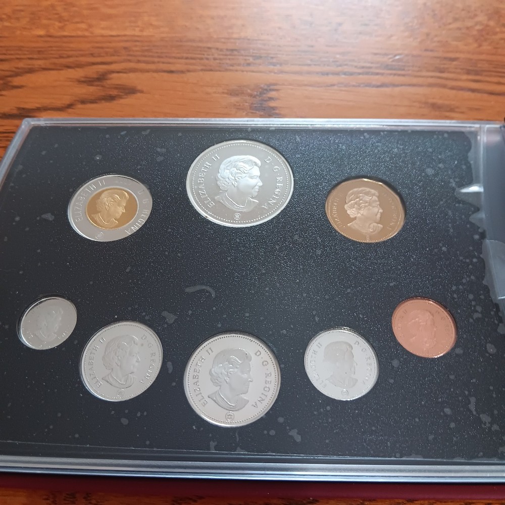 2007 Canadian Proof Set With Silver Coins