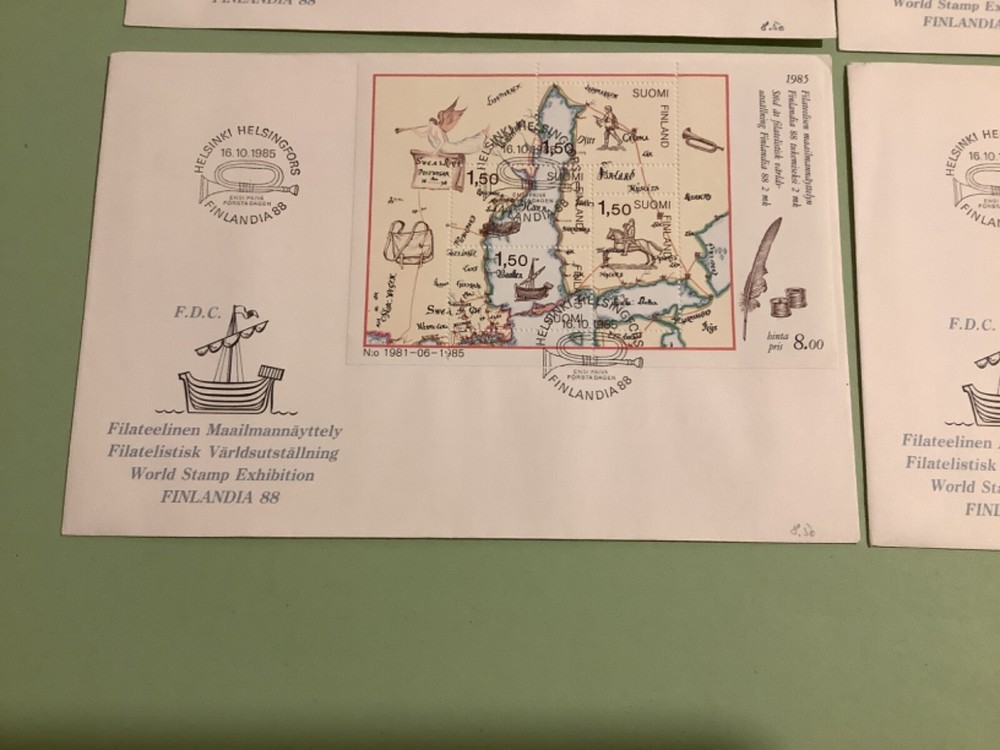 Finland large covers 4 items Ref A1937