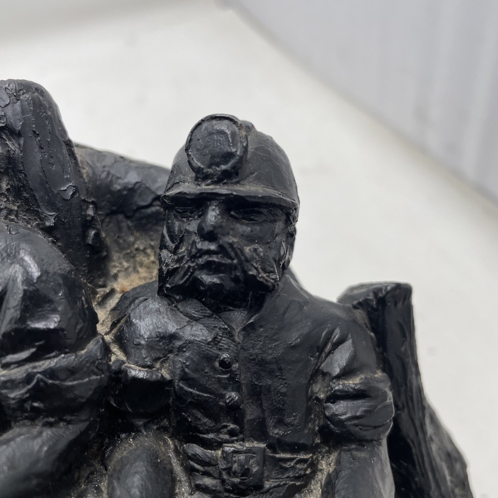 Kingmaker Mining Model Figurine Memorabilia Made with British Coal Lunch Break