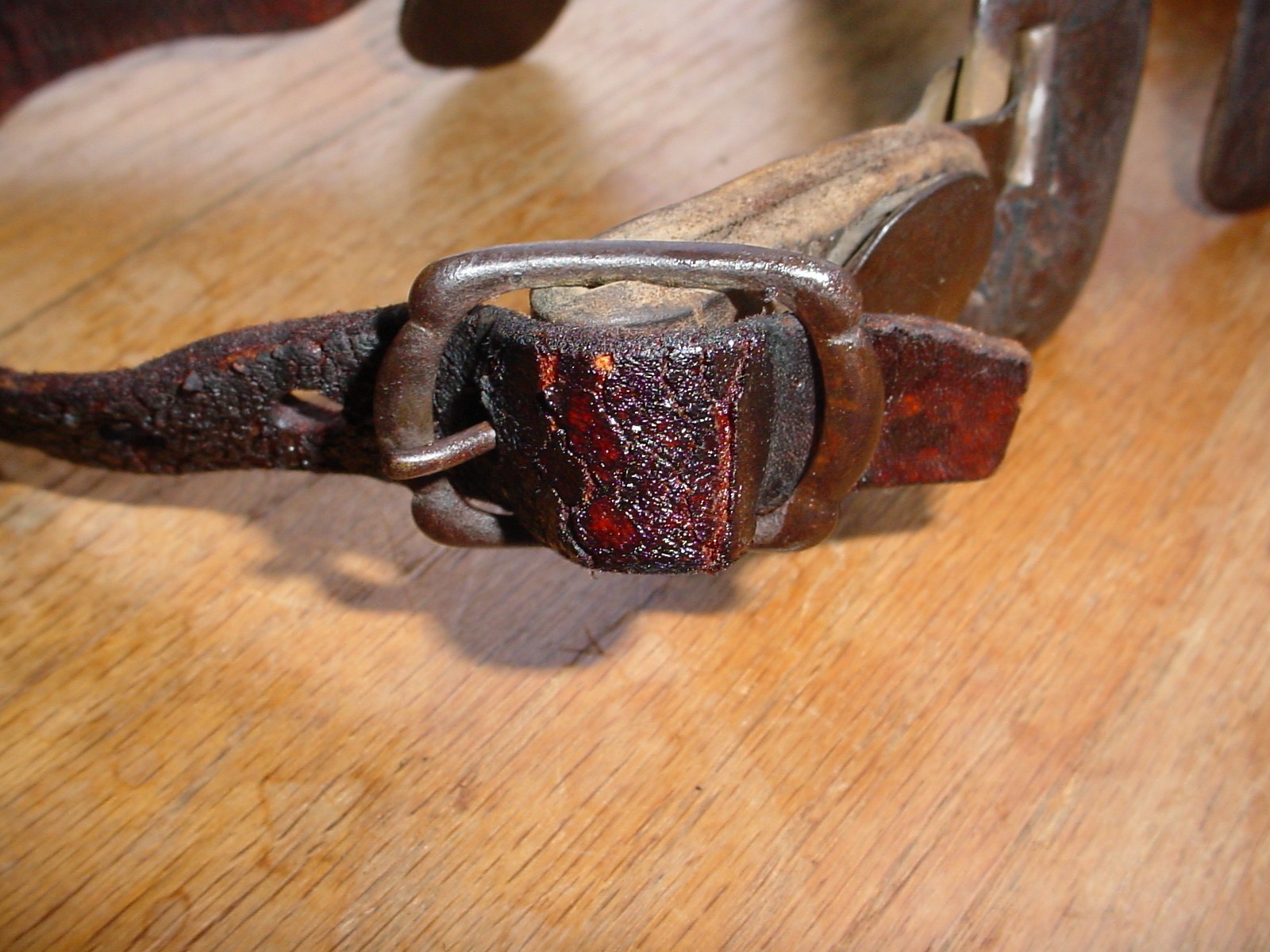 OLD 19TH CENTURY ANTIQUE MEXICAN WORKING COWBOY SPURS 3 INCH ROWELLS