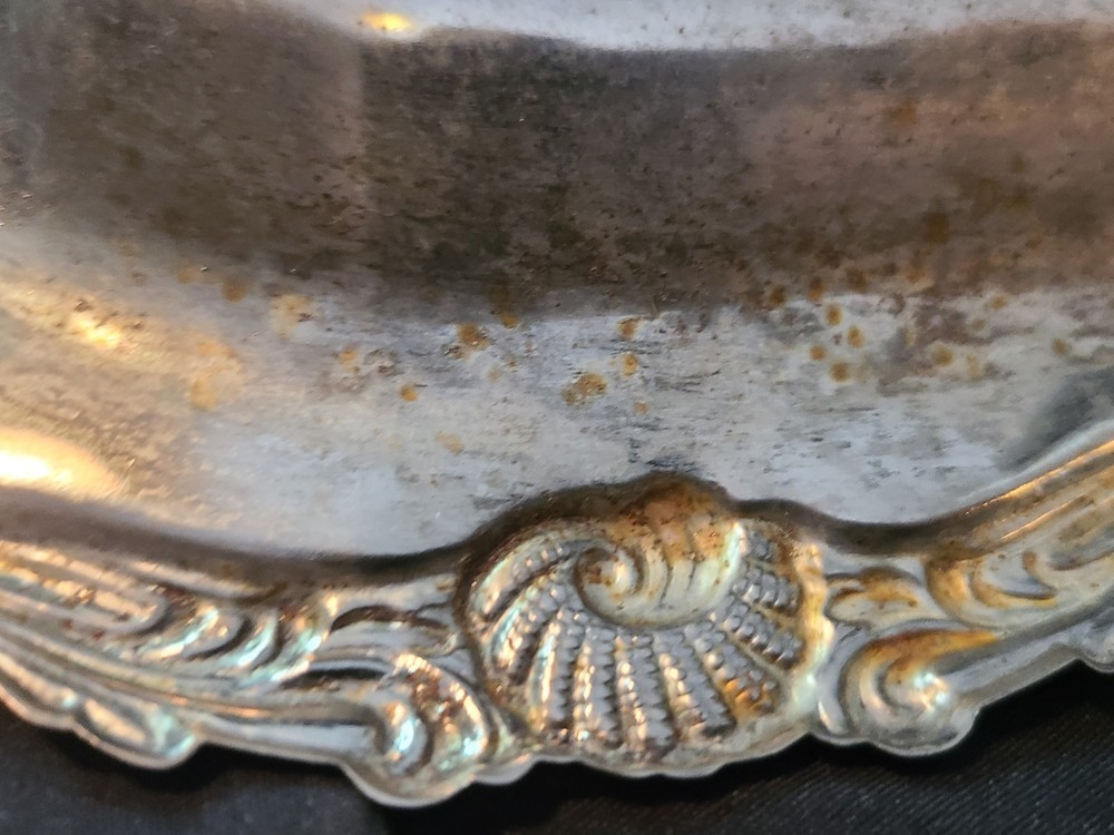 Vintage Ornate Sheridan? Serving Bread Tray Silverplated
