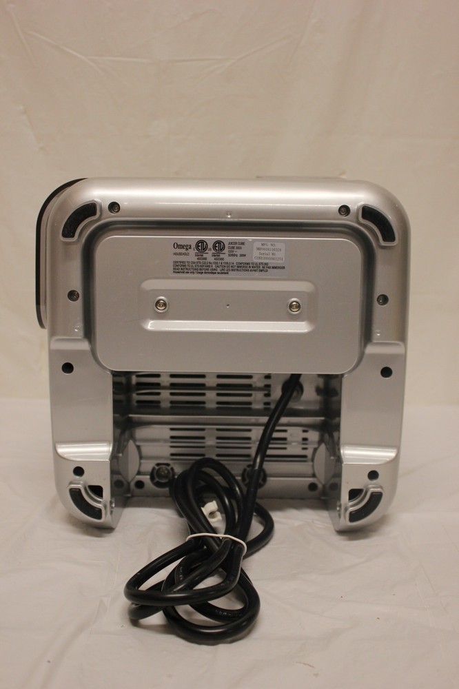 Omega CUBE300S Cube Slow Masticating Compact 200W Juicer C4
