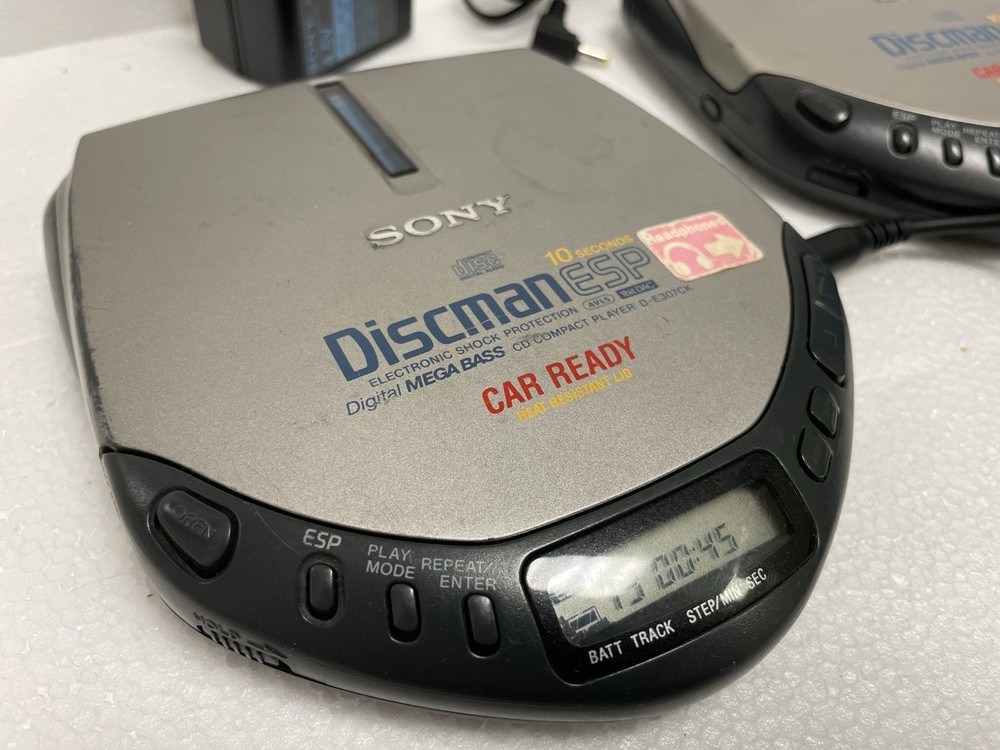 Sony D-E307CK Discman ESP Portable Compact CD Player PAIR with AC Power Adapter