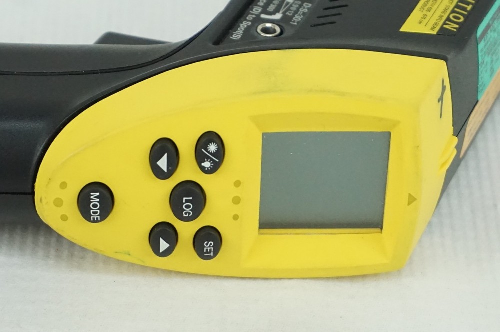 Fluke 66 IR Thermometer Infrared Laser Sighting Data Logger