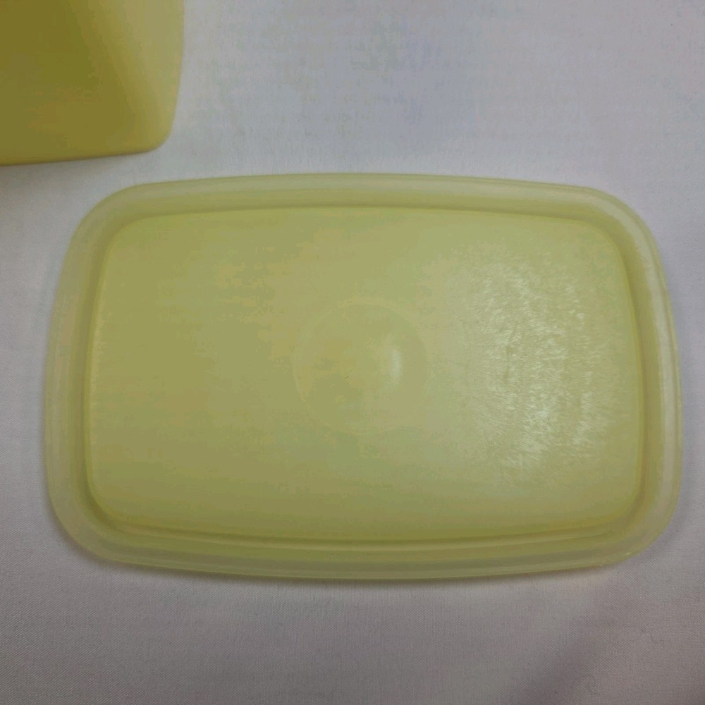 Vtg Tupperware Yellow Shelf Saver Rectangular 1243 Storage Container & Lid 1244