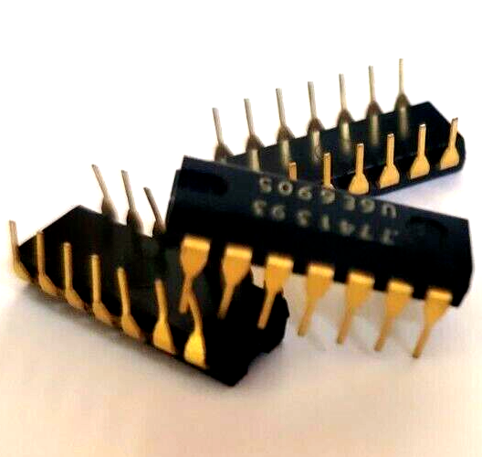 IC 7741393 / Amplifier Operational Linear/ Dual in Line, New. Qty 6