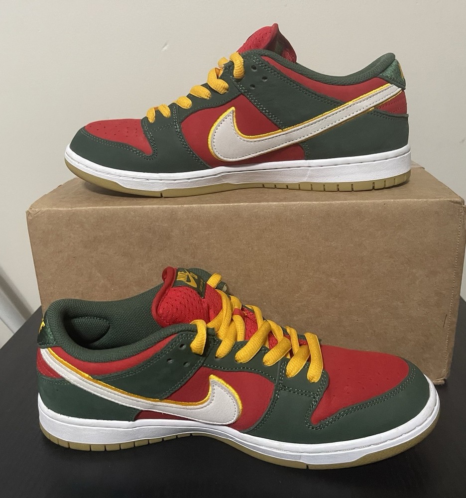 Nike SB Dunk Low Seattle Supersonics