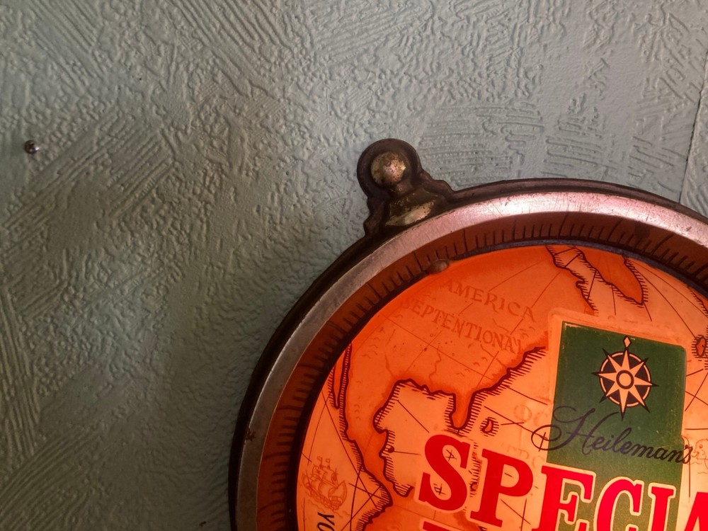Special Export lighted hanging wall sign. Half a globe 1975 - 15" diameter
