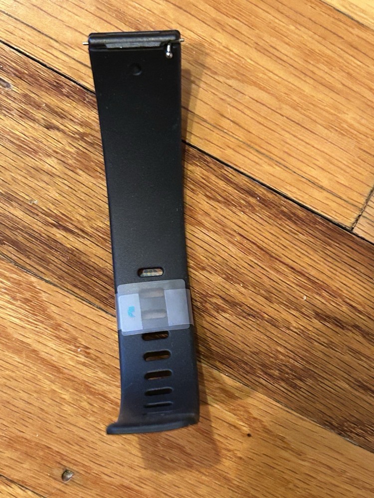 NEW FITBIT VERSA LARGE BAND BLACK