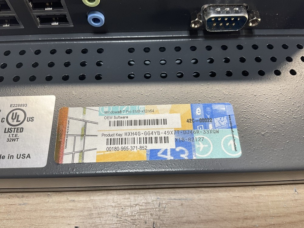 MP5000 i2 Windows 7 Pro POS Computer System with Card Reader/JUA2011