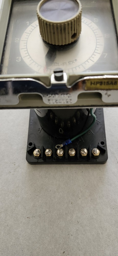 EAGLE SIGNAL HP515A6 0-10 SECONDS TIMER