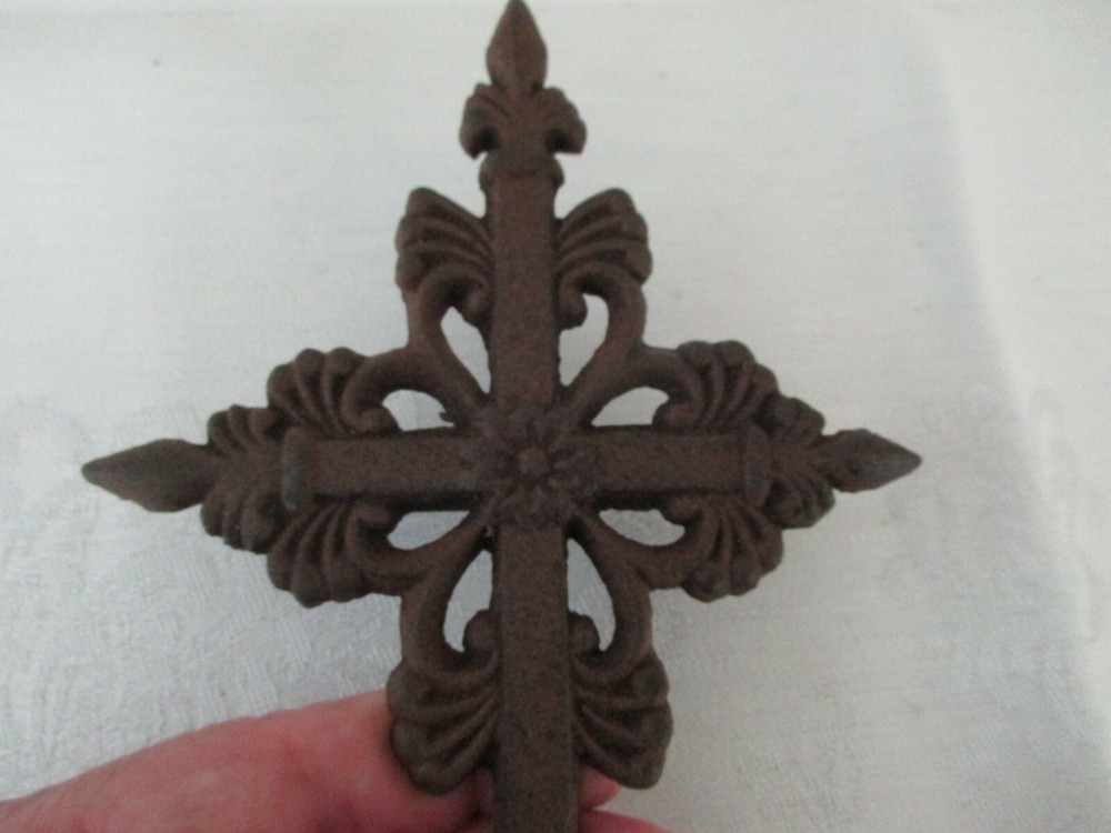 Decorative Cross - Iron - Estate