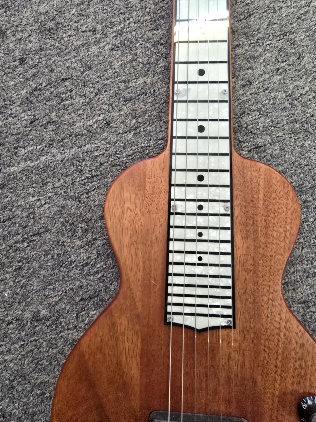 Recording King RG31NA Lap Steel Guitar P90 Pickup Nat Satin Mahogany Lapsteel