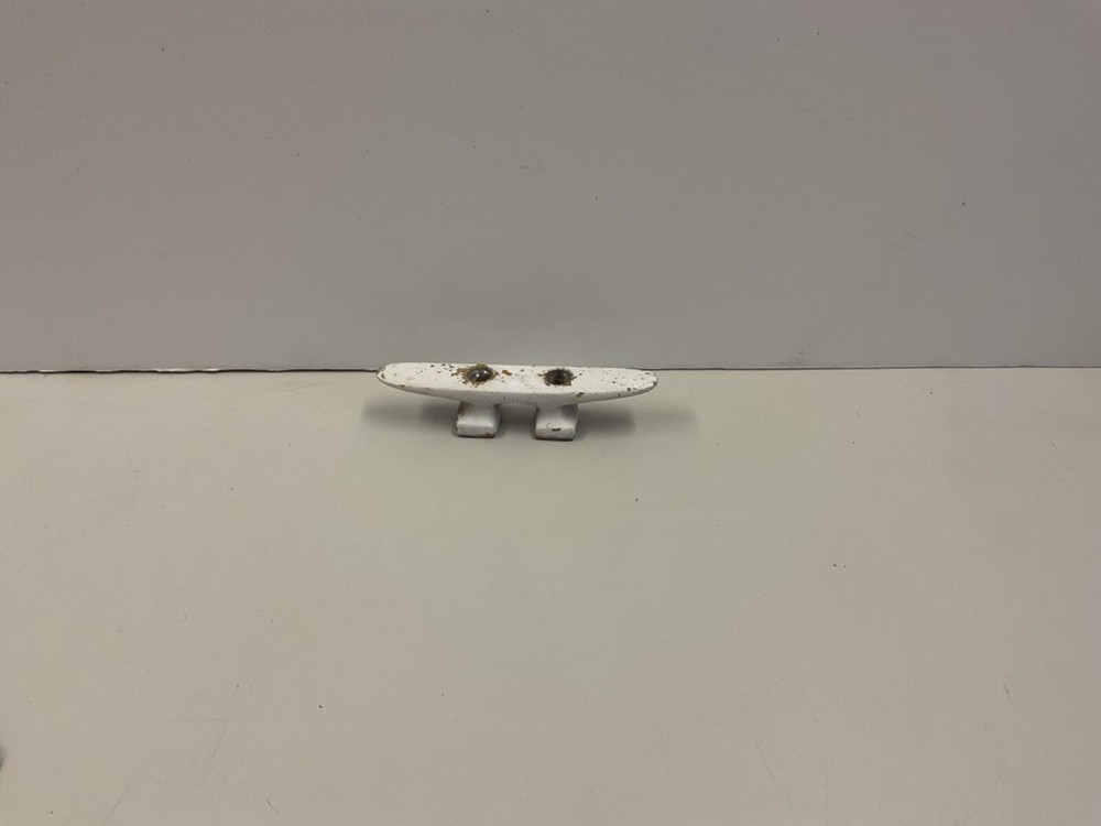 Aluminum 6" Open Base Cleat