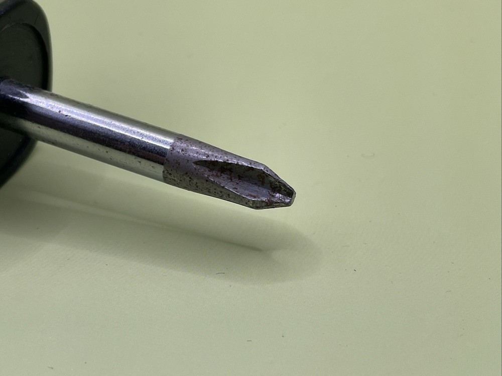 Snap On SSDP22 Phillips Head Screwdriver Black No.2