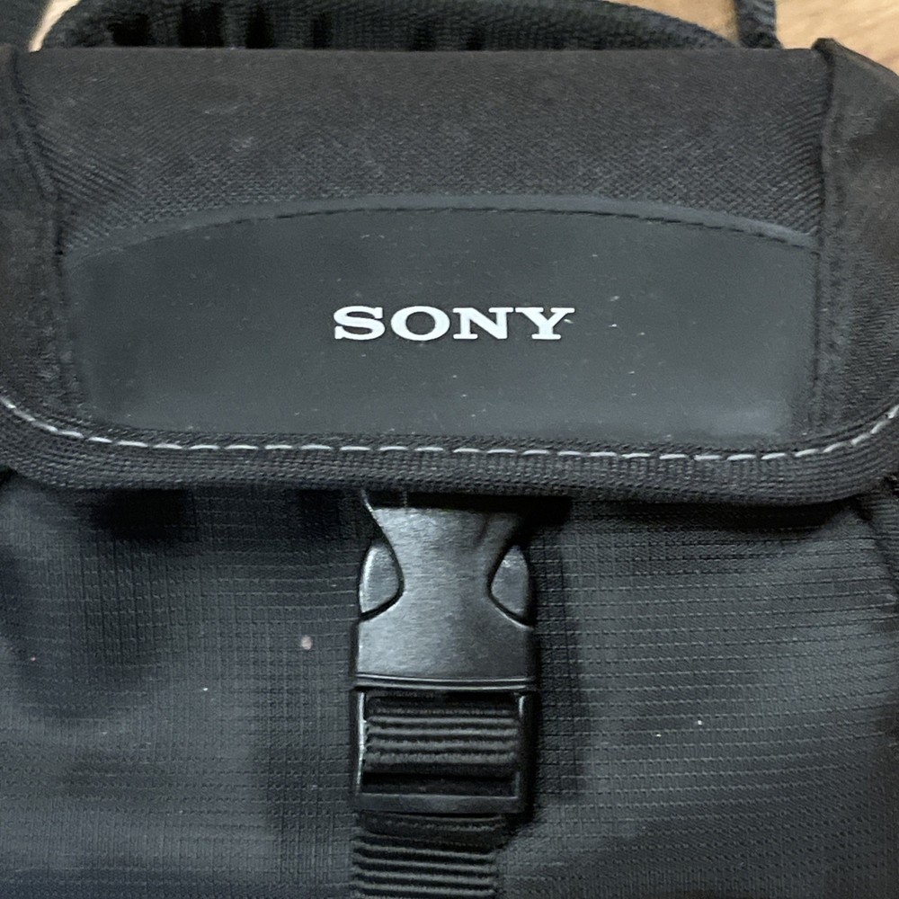 SONY camera case hand carry or adjustable strap black padded