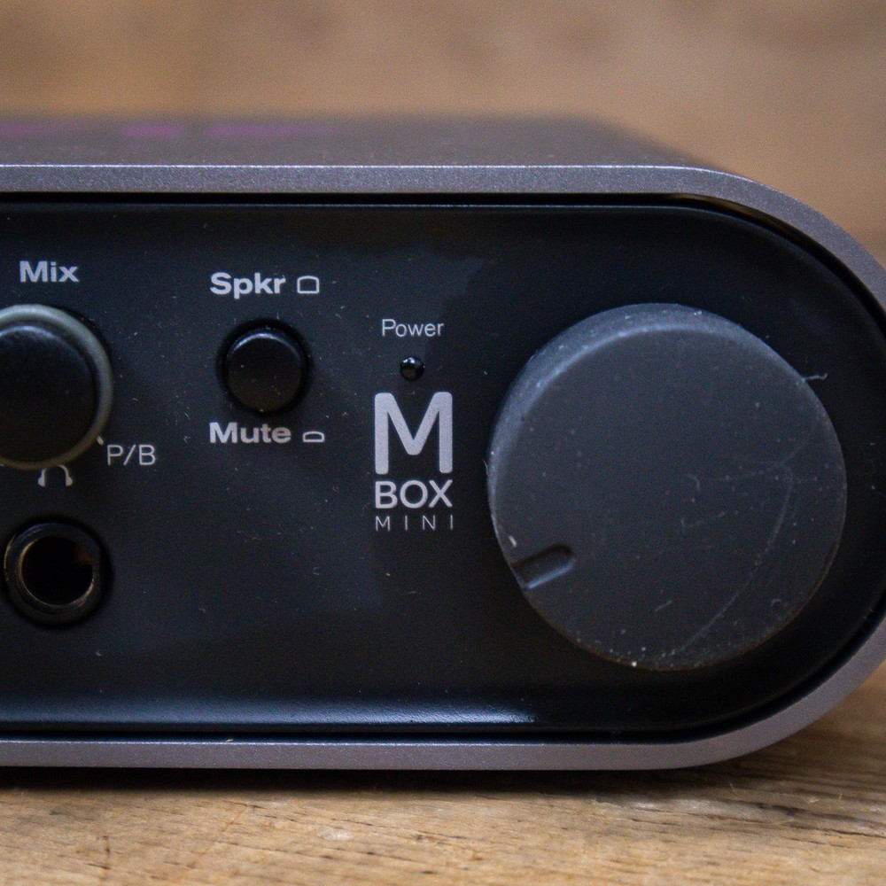 Avid MBox 3 Mini USB Audio Interface w/o ProTools Studio Recording U271954
