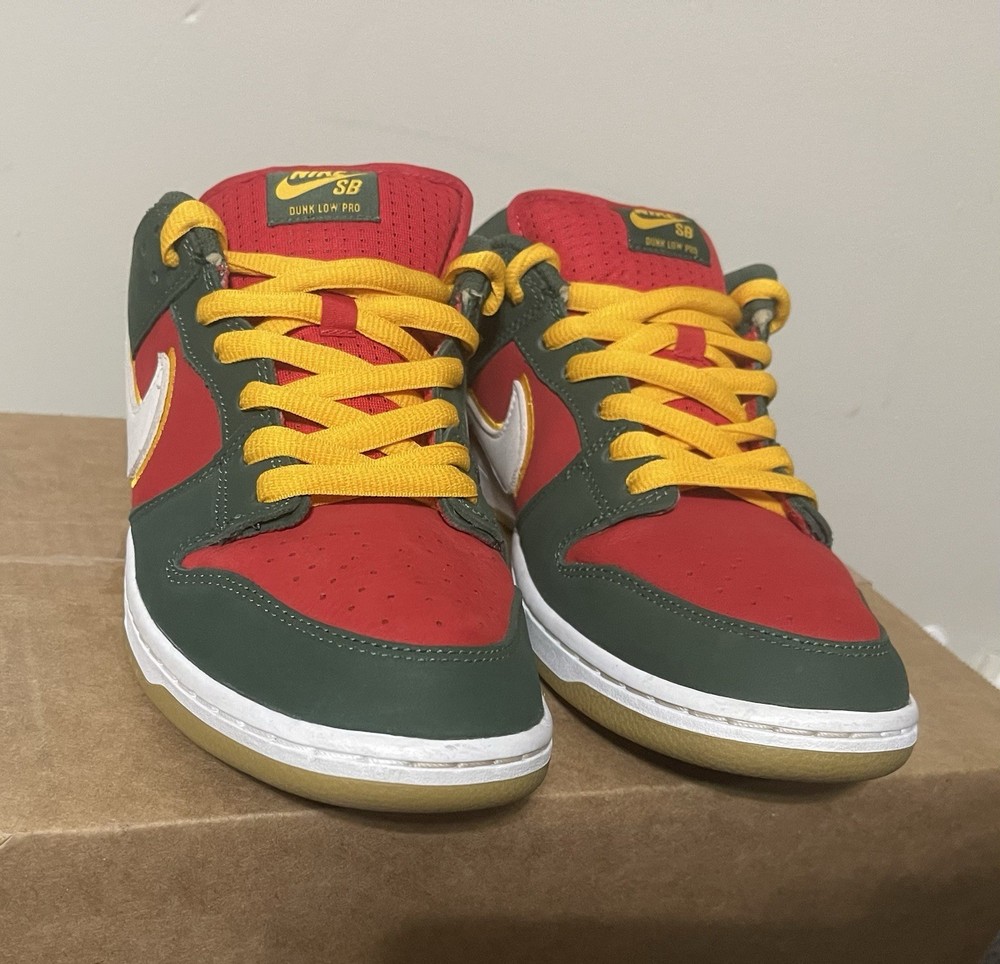 Nike SB Dunk Low Seattle Supersonics