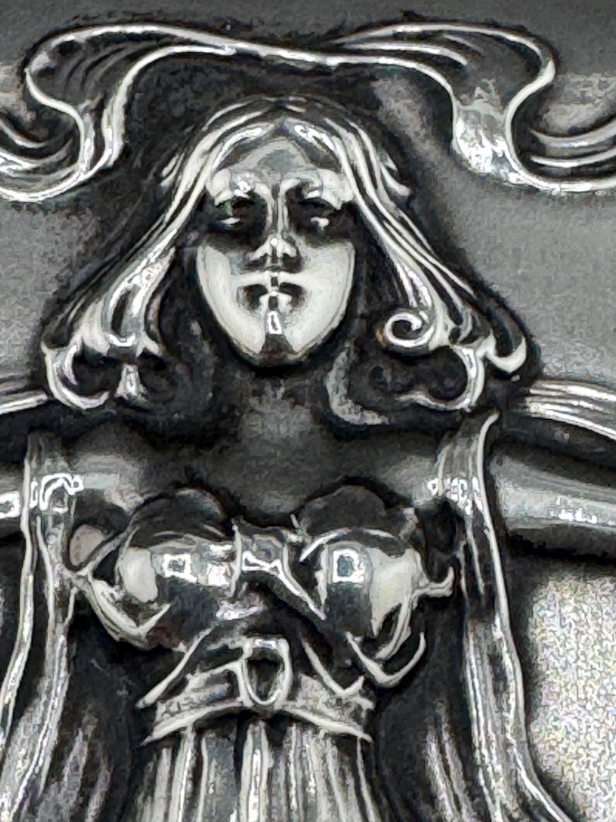 Sterling Silver Purse Art Nouveau Woman with Flowing Dress by Blackington 109 gr