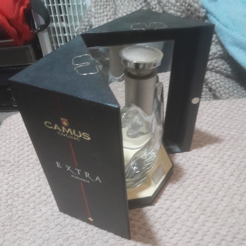 Authentic Empty Camus Extra Cognac Rare Crystal bottle 70cl Excellent Condition
