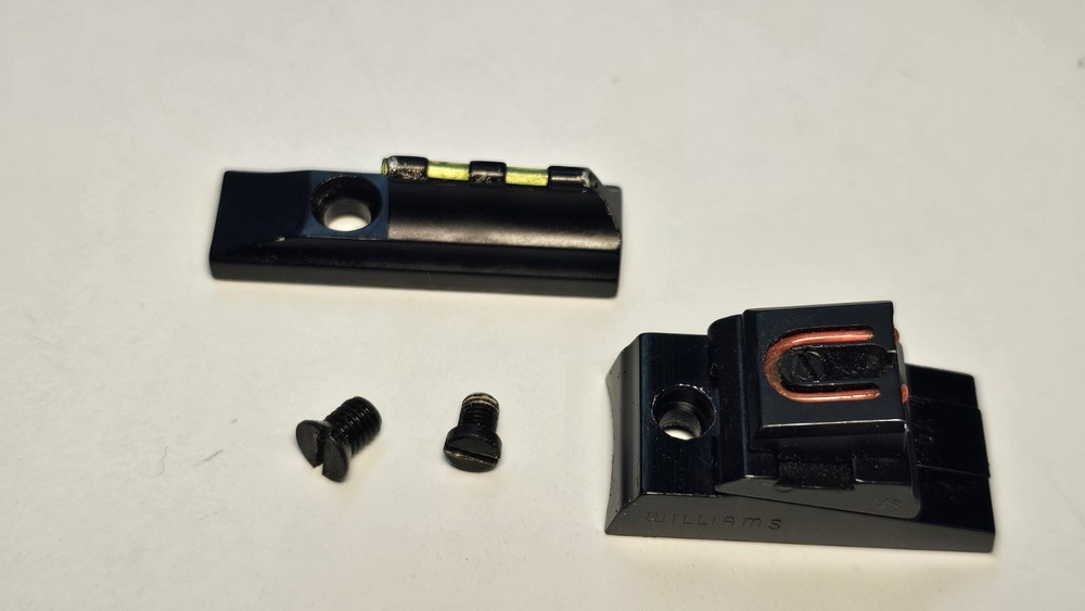 Thompson Center Arms Omega Z5 Muzzleloader Sight Set With Screw (M)