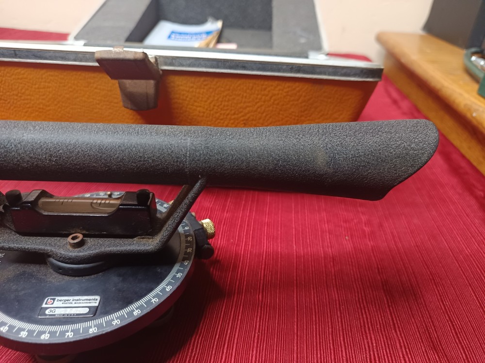 Berger Instruments 110C Service Dumpy Level With Case, Accessories & Manual