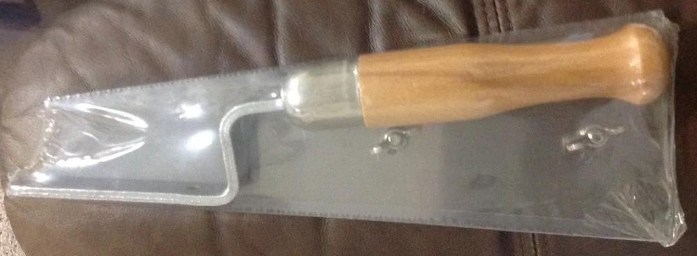 Marshalltown 12'' Undercut Saw