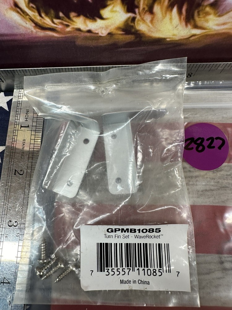 GREAT PLANES GPMB1085 Turn Fin Set for: WAVE ROCKET 2pc.