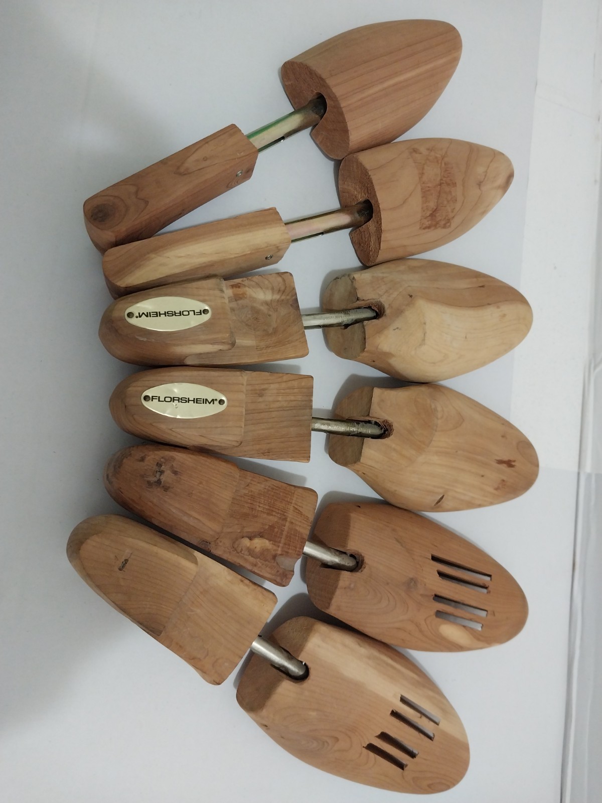 Cedar Wood Shoe Trees Shoe Keepers 1 X Florsheim 2 X Unbranded Medium Lot Of 3pr