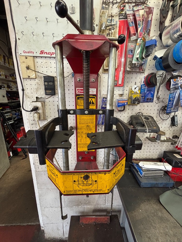 Branick Wall-Mounted MacPherson Strut Spring Compressor – Model MST-580A