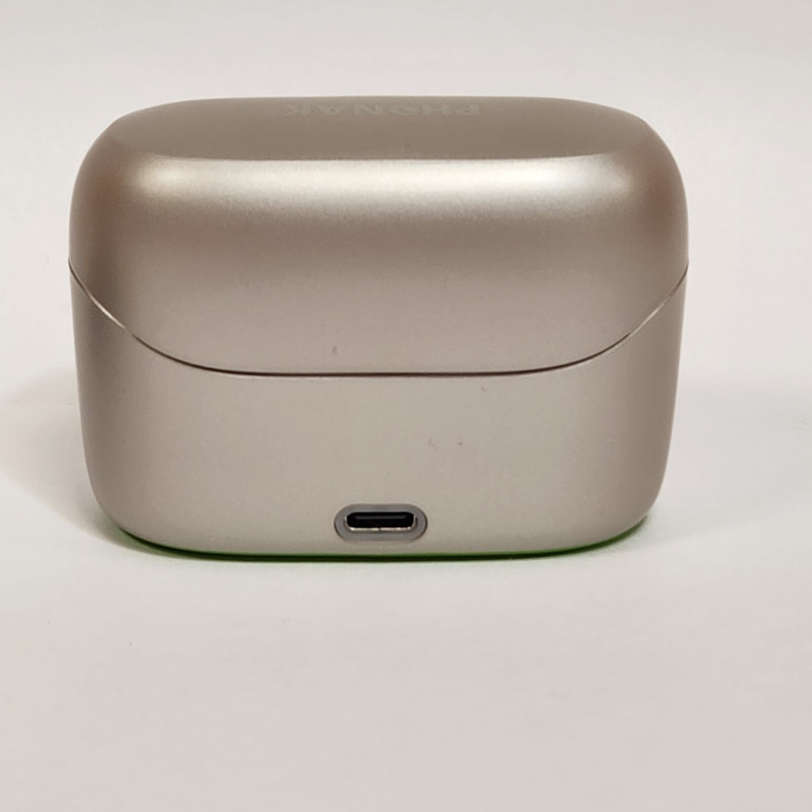 Phonak Charger RIC I For Audeo I-R hearing aids W/Type C-Charger, Great Deal !!