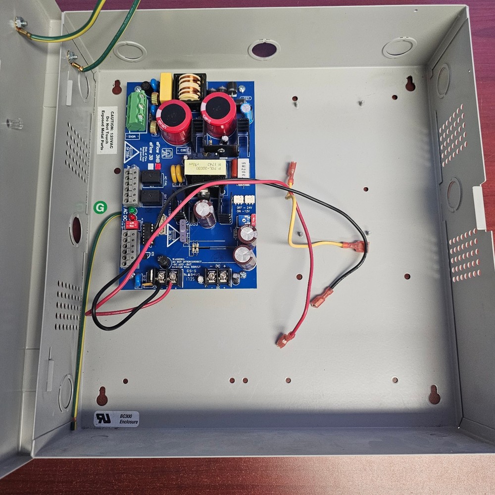 Altronix eFLOW3N Power Supply USED
