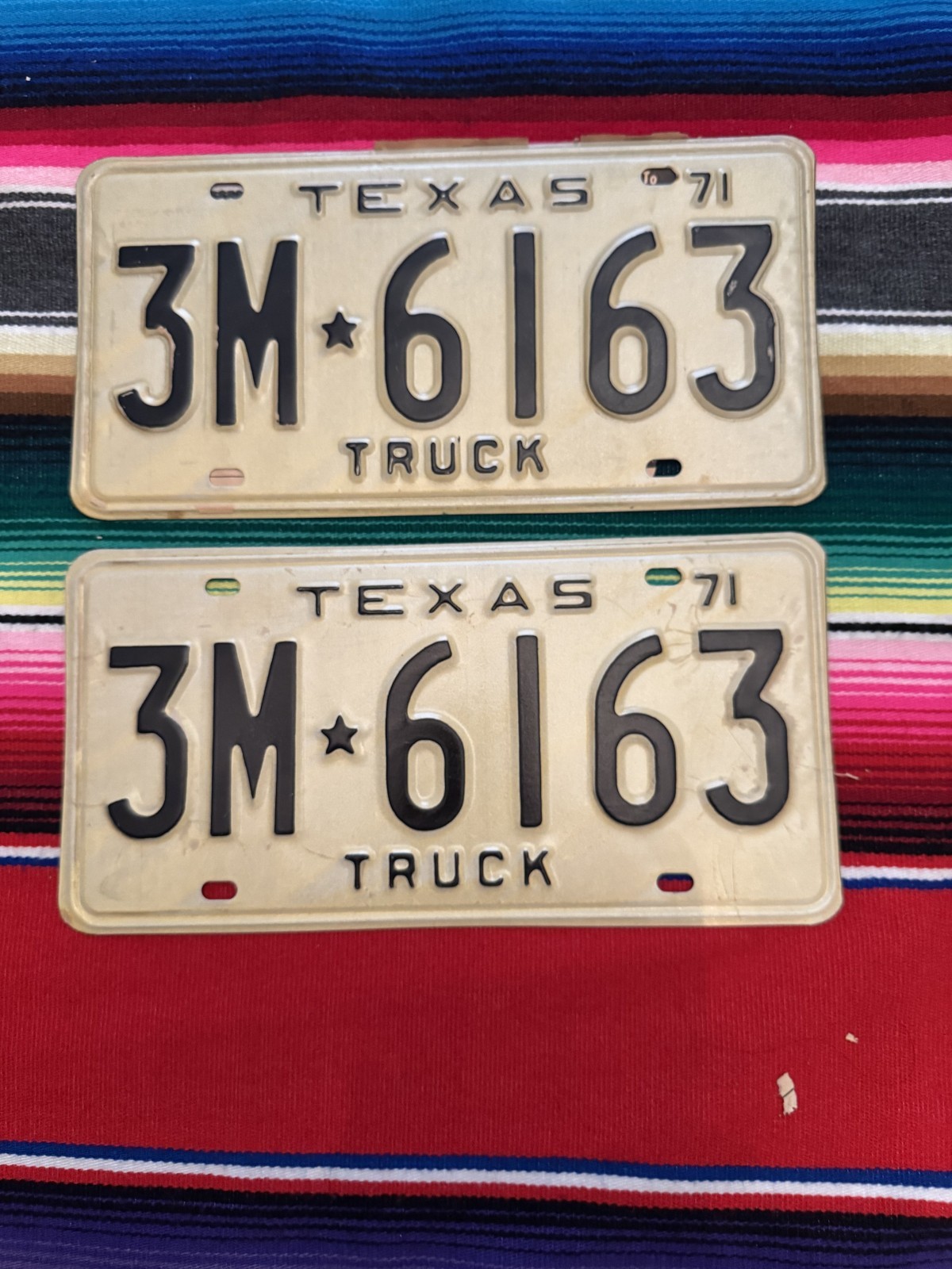1971      TEXAS  TRUCK    LICENSE        PLATES   3M6163