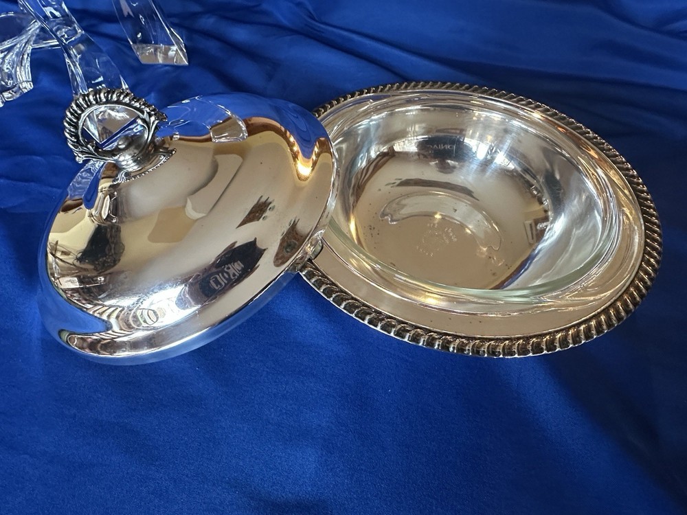 Vintage SilverPlate Covered Serving Dish, original pyrex insert  VG+ Post-1940