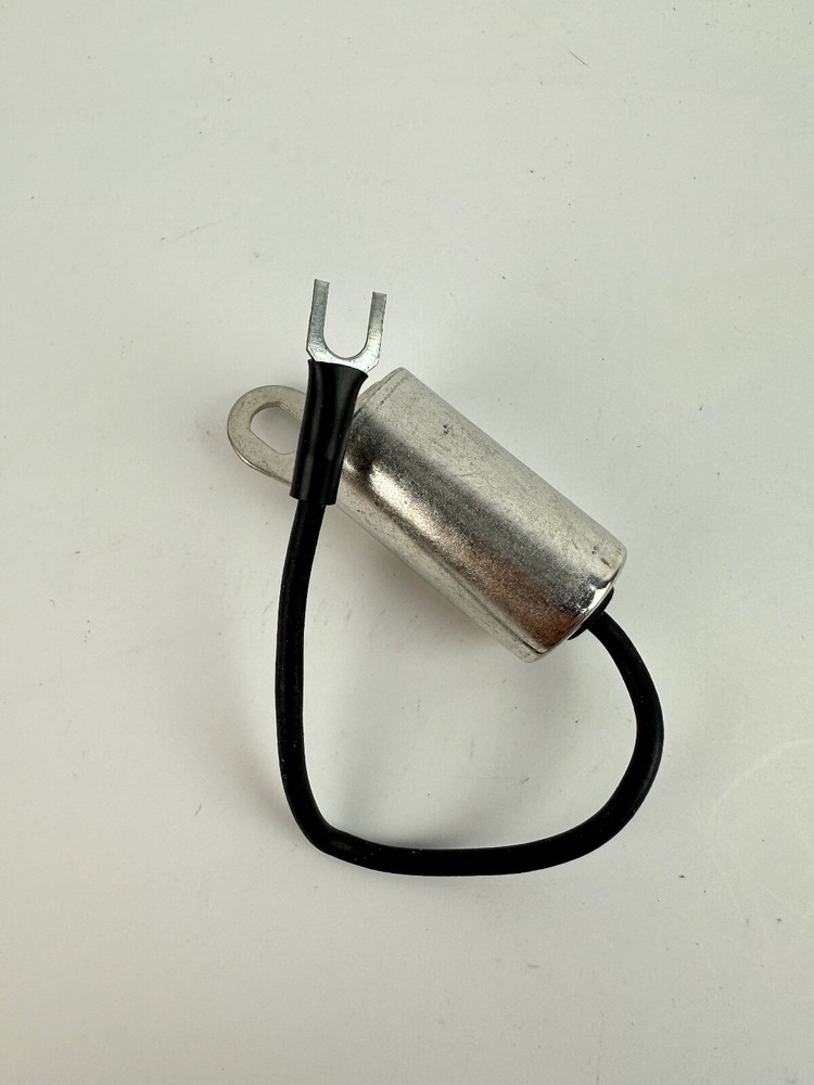 Standard Motor Products Condenser S14-101