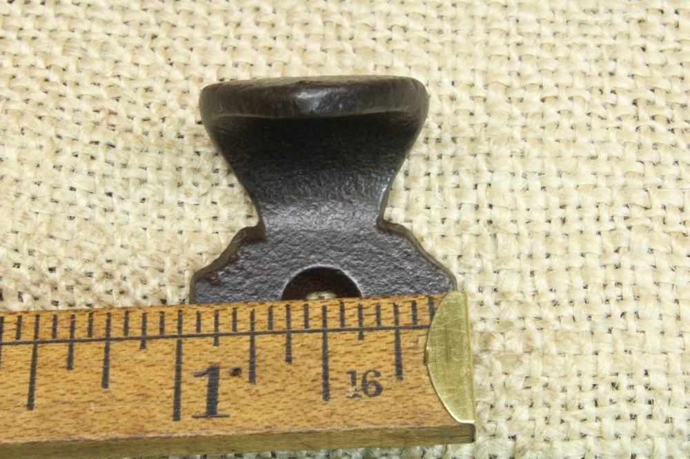 2 Old Window Sash Lifts Pulls Restored Cast Iron Plain Victorian Octagonal Shape