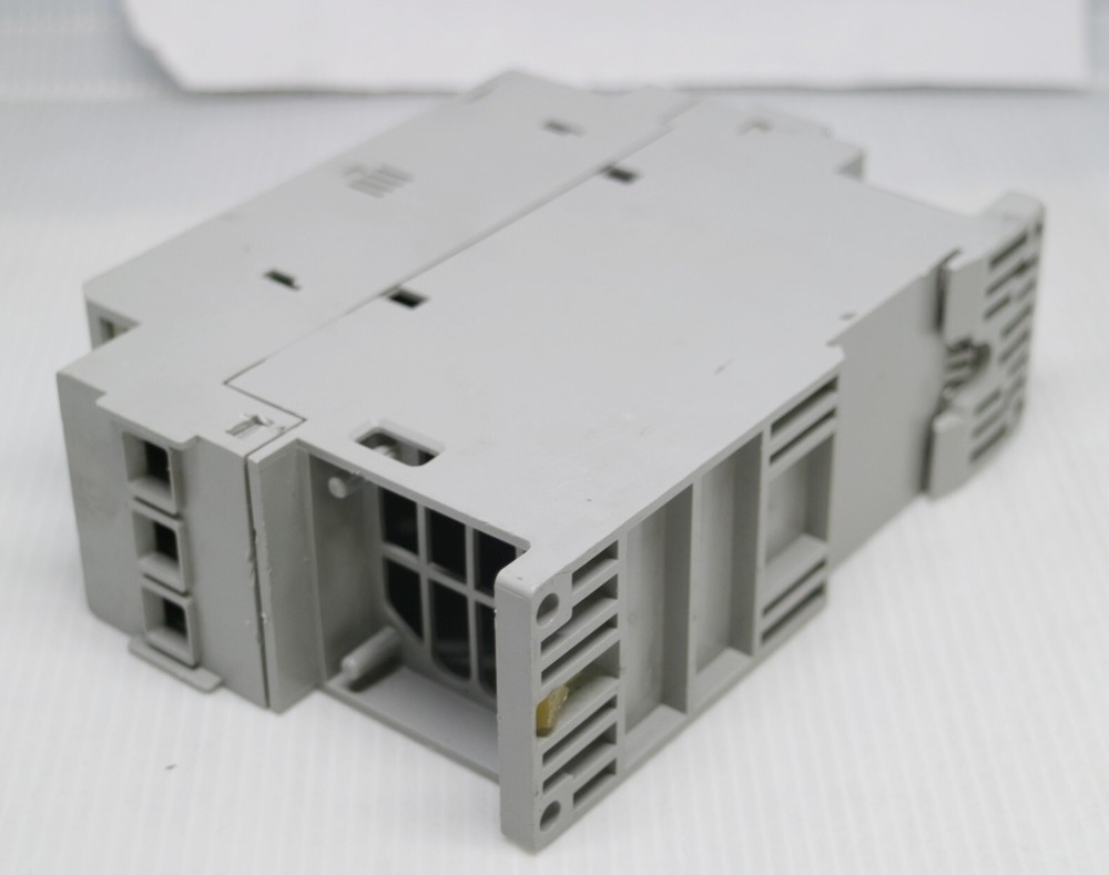 Allen Bradley SMC-3 Soft Starter 150-C3NCD