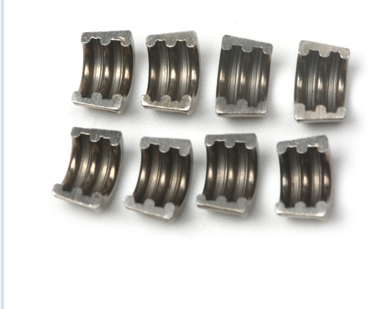 036109651A Engine Valve Spring Retainer Keeper Cotter Split For VW Golf AUDI