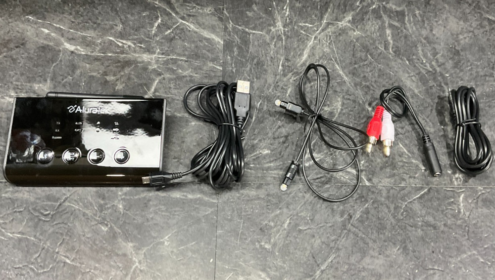 Aluratek Switchable Bluetooth Audio Transmitter and Receiver ABCD54F ✨OPEN BOX!✨