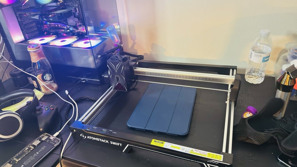 Atomstack Swift Laser Engraving Machine Computerized for Gift Personalization