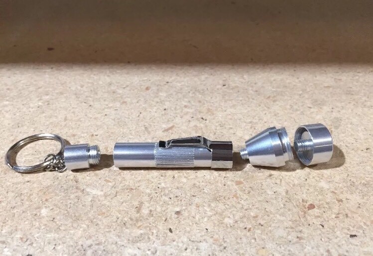 AMERICANPIPES (TM) Collectible flashlight PIPE