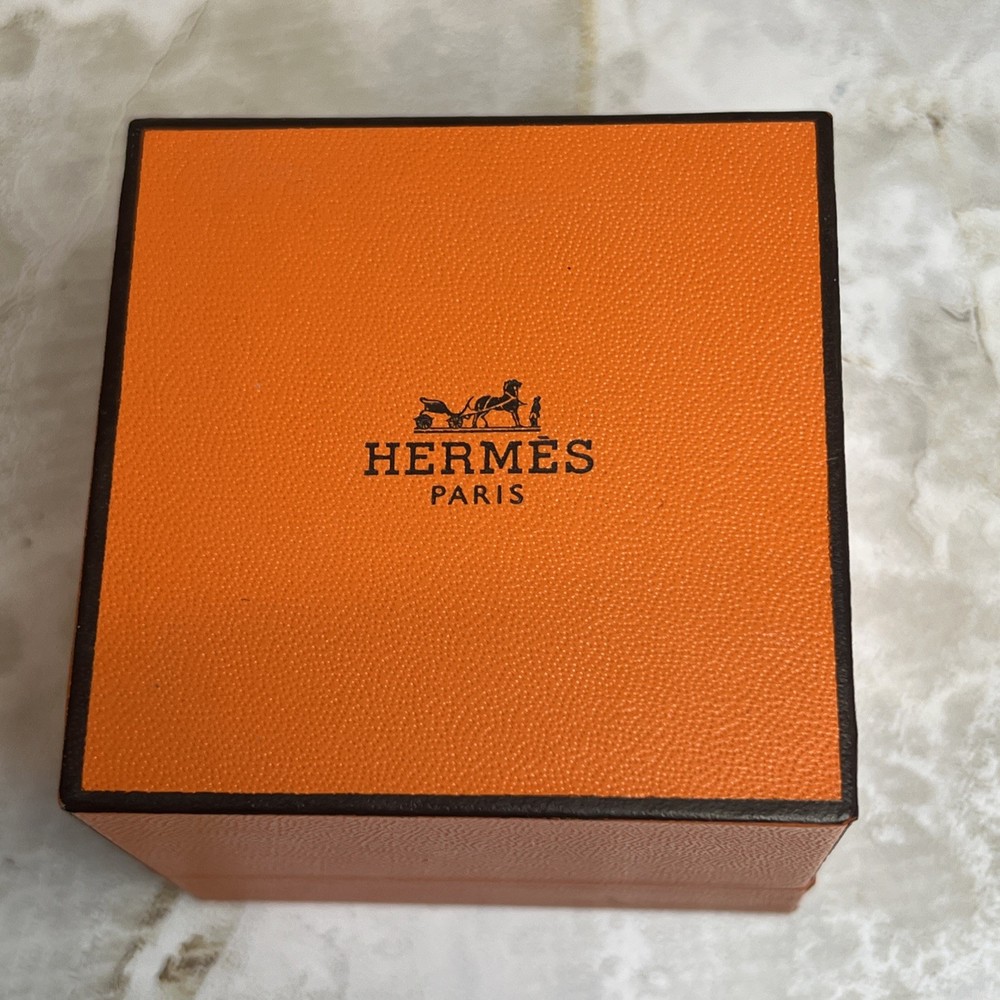 Authentic Hermes Paris Empty Ring Box Only 2.5" x 2.5" x 2.18" Designer