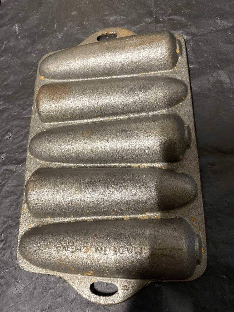 Cast Iron Cornbread Mold