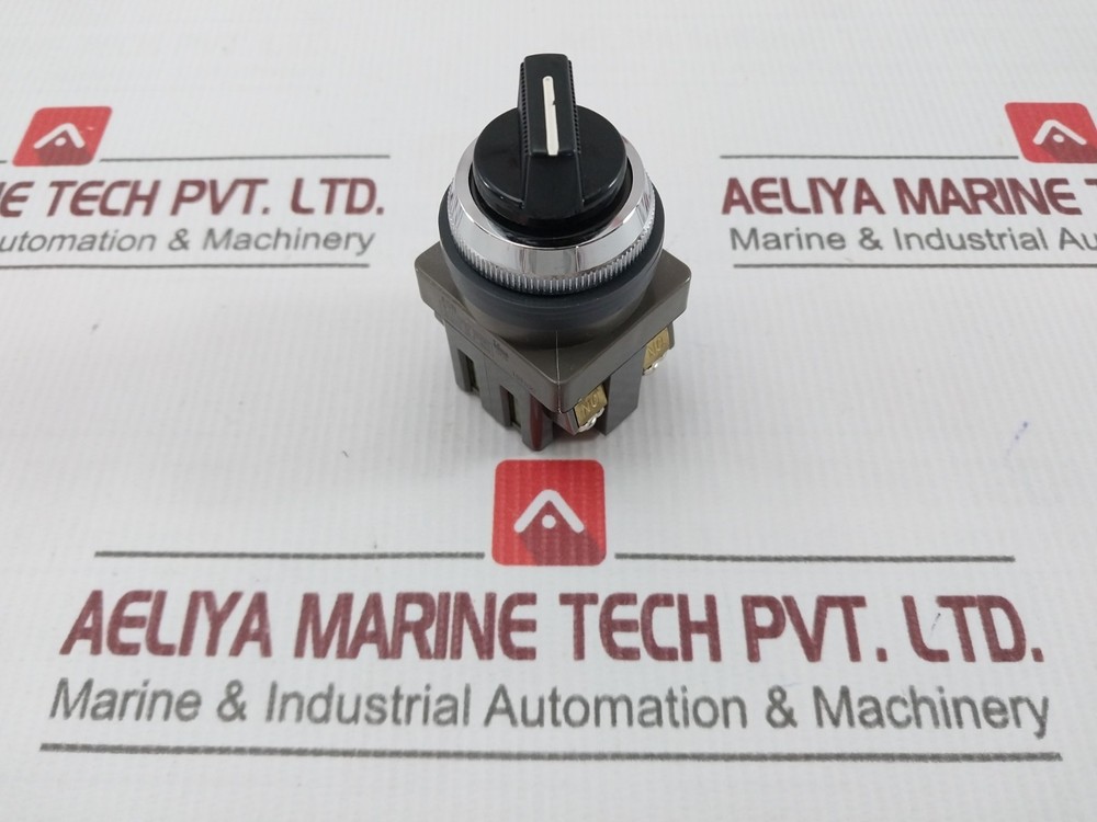 IDEC ASN Selector Switch AC125V/5A AC300V/3A
