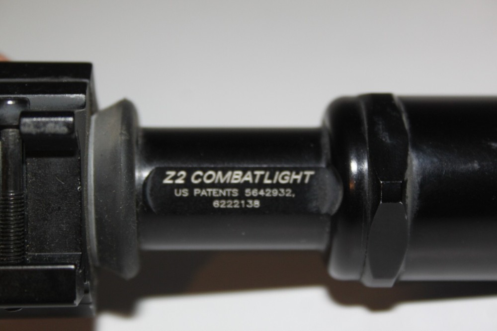 Surefire Z2 Combat Light