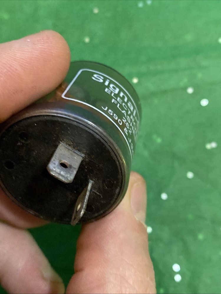 262 SIGNAL STAT ELECTRONIC FLASHER MODULE