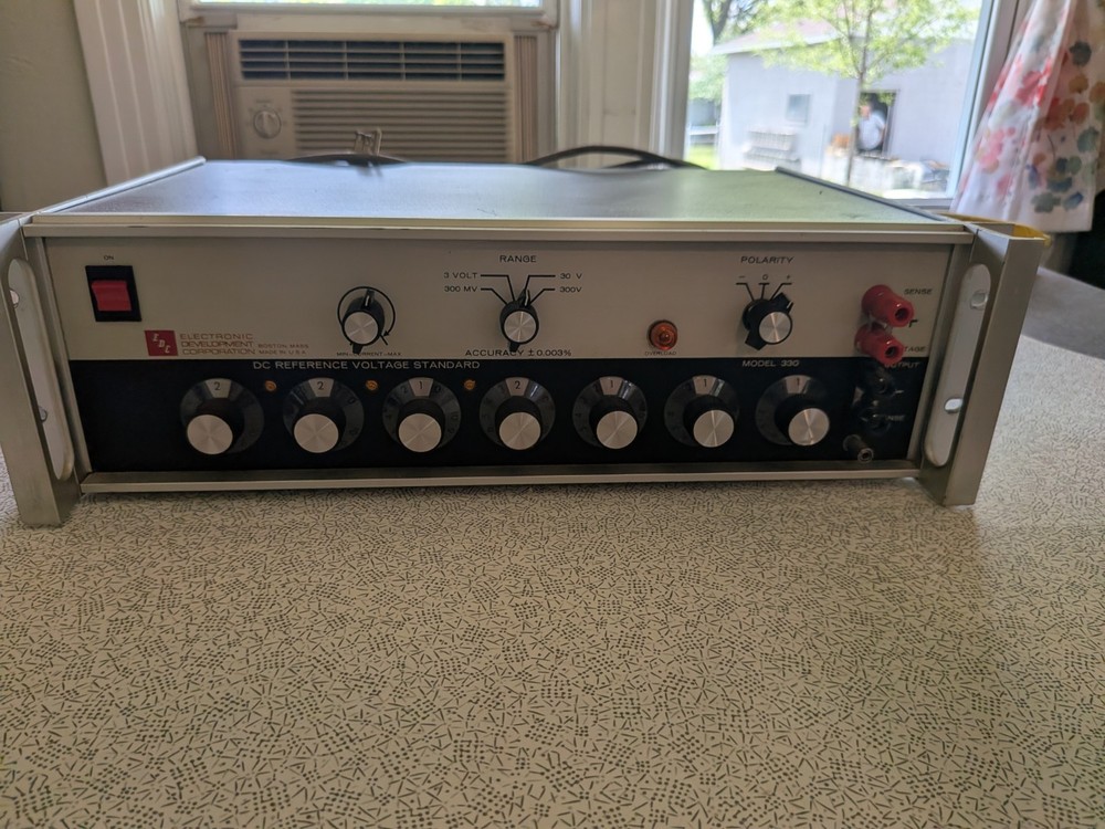 EDC  DC Reference Voltage  Standard Electronic Development Model 330