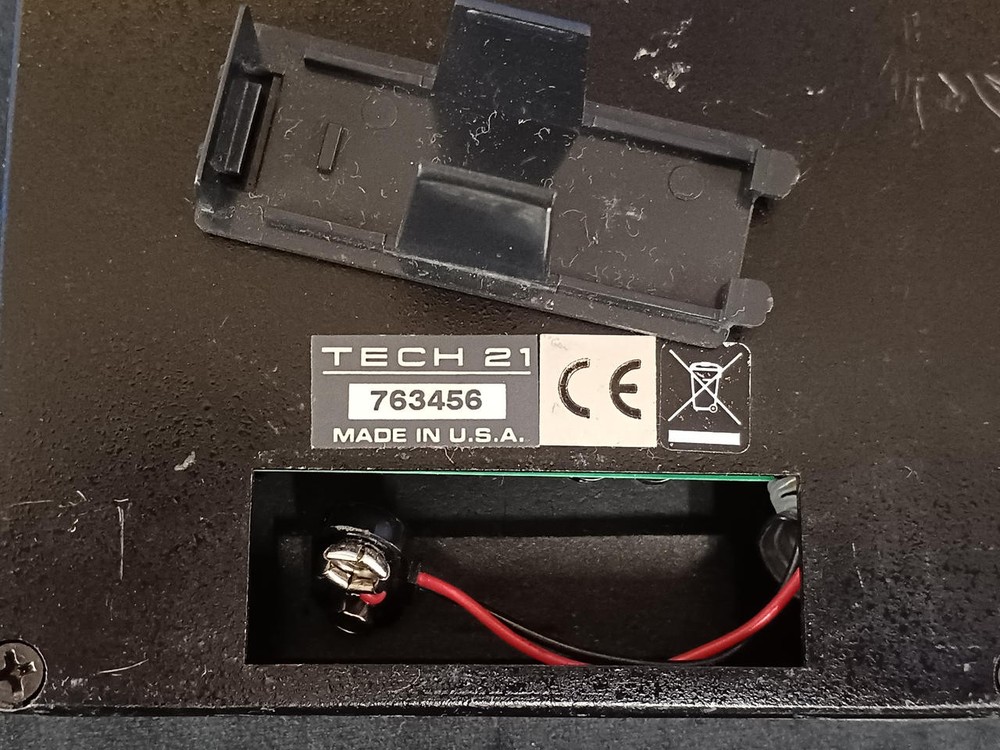 TECH21 SANS bass pre